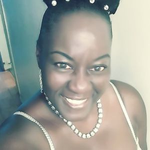 Meet your Posher, Debra